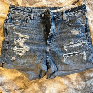 Size 8 American Eagle shorts